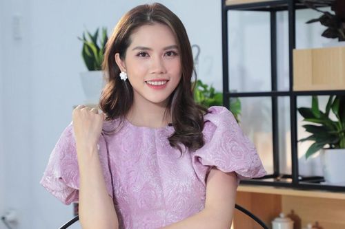 Mối tình giữa Minh Tiệp và Lý Nhã Kỳ bị khơi lại, vợ trẻ kém 13 tuổi của nam diễn viên phản ứng ra sao?