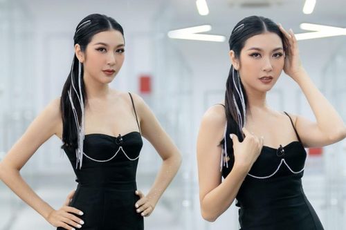 Á hậu Thúy Vân diện váy ôm sát quyến rũ, body xuất sắc khiến dân tình không thể rời mắt