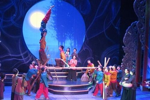 Xiếc, cải lương cùng tôn vinh di sản Thực hành tín ngưỡng thờ Mẫu