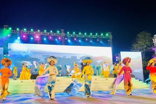 Hạ Long 'ẵm' giải Thành phố Du lịch sạch ASEAN 2022