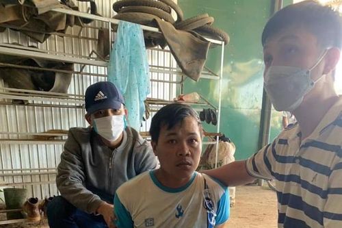 Quảng Ngãi: Bắt kẻ giả danh cảnh sát 'làm tiền' doanh nghiệp