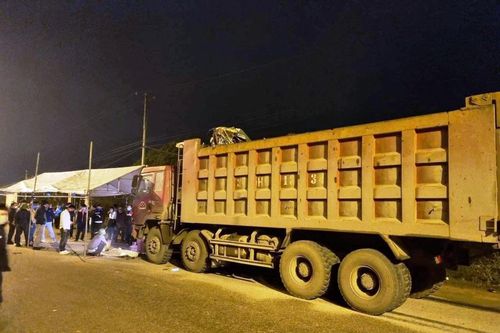 Thanh Hóa: Tai nạn giao thông nghiêm trọng làm 4 người trong một gia đình thiệt mạng