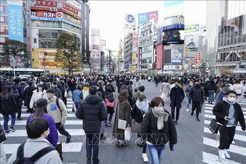Thủ đô Tokyo của Nhật Bản nâng mức cảnh báo dịch COVID-19