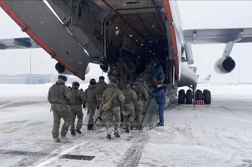 Lực lượng gìn giữ hòa bình CSTO bắt đầu rút khỏi Kazakhstan