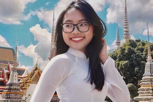 Phương Mỹ Chi đón sinh nhật trong bận rộn, chỉ mong một điều đặc biệt đến với mọi người