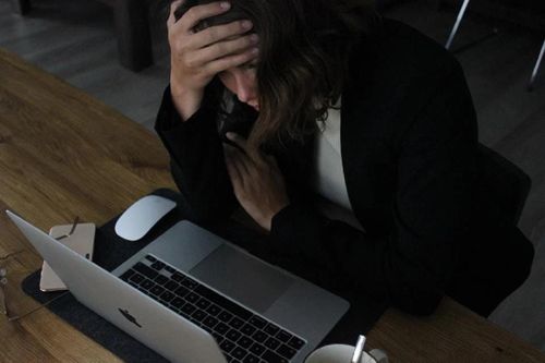 Góc khuất đen tối phía sau trào lưu kéo nhau bỏ việc ở Mỹ