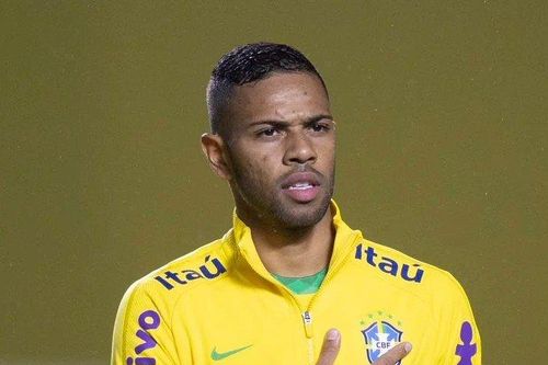 Tuyển Brazil loại ngôi sao không tiêm vaccine Covid-19