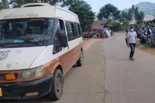 Khởi tố, bắt giam tài xế xe ô tô rơi cửa khiến học sinh tử vong