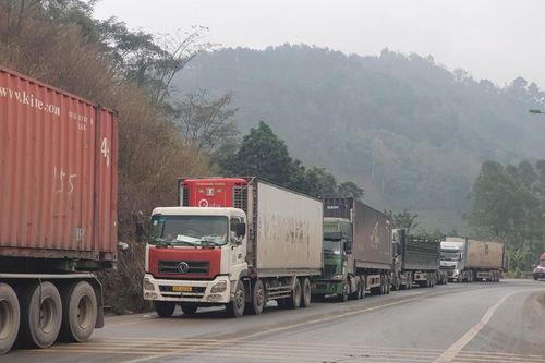 Vụ nhận hối lộ để ưu tiên xe thông quan: Chủ tịch Lạng Sơn yêu cầu điều tra