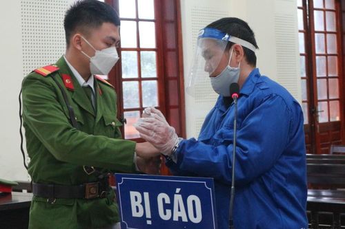 15 năm tù cho gã chồng giết vợ vì giận nhà ngoại