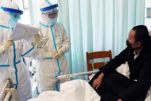 'Cố tình lây nhiễm COVID-19 để có siêu kháng thể': Là ý tưởng thông minh hay là quyết định ngu ngốc tự đẩy mình vào cửa tử?