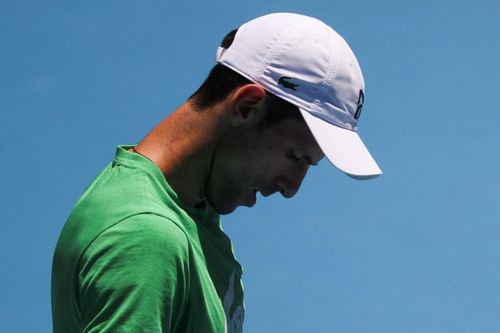 Di sản vĩ đại của Djokovic bị nhem nhuốc