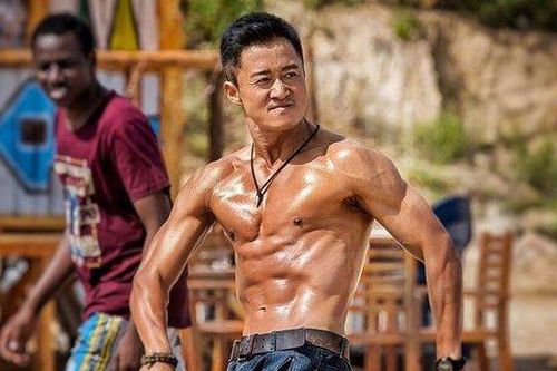 Cuộc đua của Ngô Kinh và sao hài Thẩm Đằng dịp Tết 2022