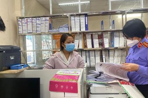 Vụ Công ty Việt Á: Khởi tố một giám đốc công ty tư nhân và nhân viên Bệnh viện Thủ Đức