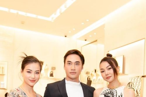 Thanh Hằng, Phương Khánh trẻ trung, sành điệu 'dát' toàn hàng hiệu