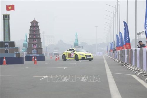Giải đua xe ô tô thể thao chuyên nghiệp theo chuẩn quốc tế đầu tiên tại Việt Nam