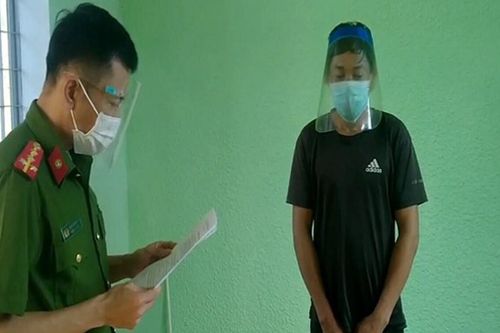 Gã đàn ông nhiễm HIV dụ dỗ nhiều bé trai 14 - 15 tuổi quan hệ đồng tính