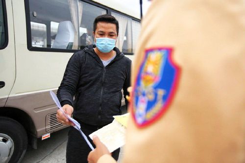 CSGT nói về lỗi 'xe không chính chủ'