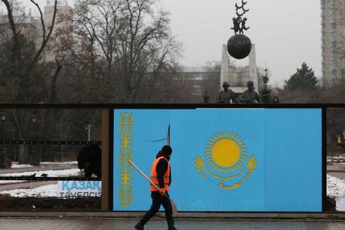 Sống trong khủng hoảng ở tâm bạo loạn tại Kazakhstan