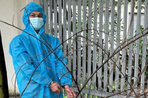 Bắt đối tượng nhiễm Covid-19 dùng dao khống chế gia chủ, cướp tài sản