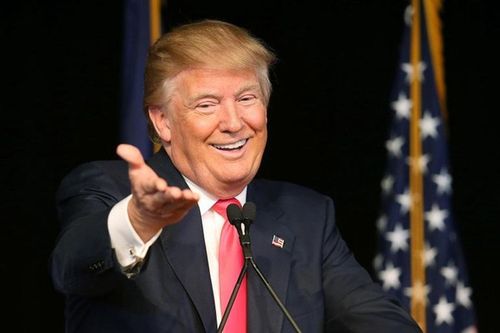 Ông Trump 'úp mở' trở lại Nhà Trắng năm 2024