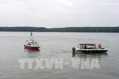 Đang khắc phục sự cố tàu hàng bị thủng đáy trên vùng biển Cù Lao Chàm