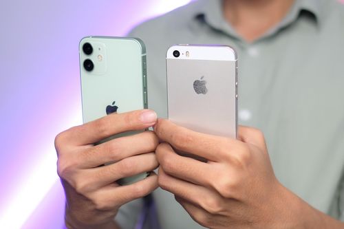 Vì sao chúng ta thích smartphone nhỏ gọn nhưng không mua?
