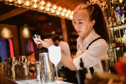 Không dám về quê ăn Tết