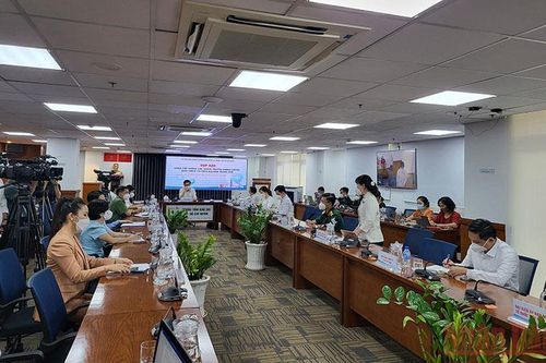 TP Hồ Chí Minh đề nghị người dân không được chủ quan, lơ là với dịch Covid-19
