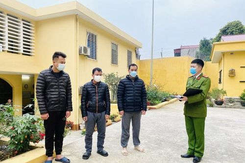 Hai cán bộ Lạng Sơn 'làm luật' hàng trăm triệu đồng: Tiền làm suy thoái đạo đức