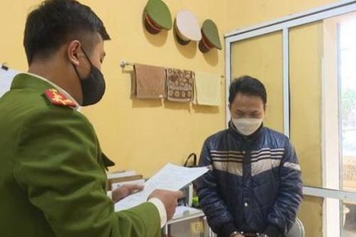Thầy giáo đồi bại giở trò với nhiều học sinh bị bắt