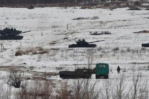 Nga coi việc châm ngòi chiến tranh với Ukraine là 'hành động điên rồ'