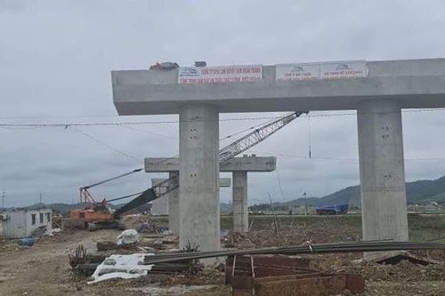 Tai nạn lao động khiến 1 công nhân thi công cao tốc Bắc – Nam tử vong