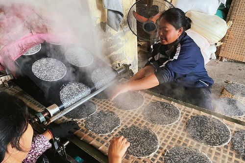 Nhộn nhịp làng nghề truyền thống ở Nghệ An những ngày cận Tết
