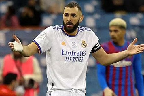 Benzema dọa ra đi nếu Real mua Haaland