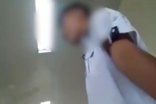 Tranh cãi nảy lửa đoạn clip nam sinh góp ý với thầy giáo về cách giảng dạy: 'Học như vậy để làm gì?'