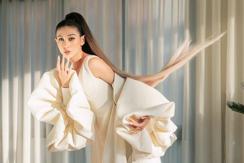 Võ Hoàng Yến thần thái đỉnh cao, làm vedette truyền tải thông điệp về bảo vệ môi trường
