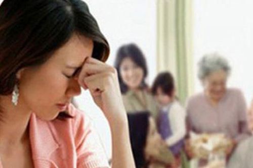 Bố chồng tự dưng đồng ý còn cho tiền về quê ngoại ăn Tết, con dâu sốc nặng với việc nhờ vả kèm theo