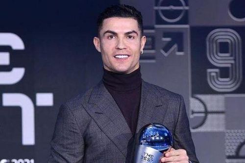 Ronaldo được FIFA vinh danh giải thưởng 'đặc biệt'