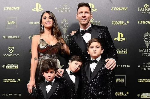 Messi 'cãi vợ', nhất quyết không về lại Nou Camp