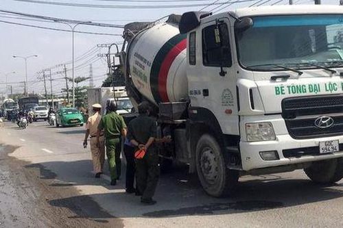 Va chạm với xe bồn chạy cùng chiều, người đàn ông tử vong