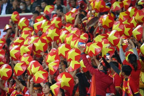 Vé trận tuyển Việt Nam - Trung Quốc chưa sốt