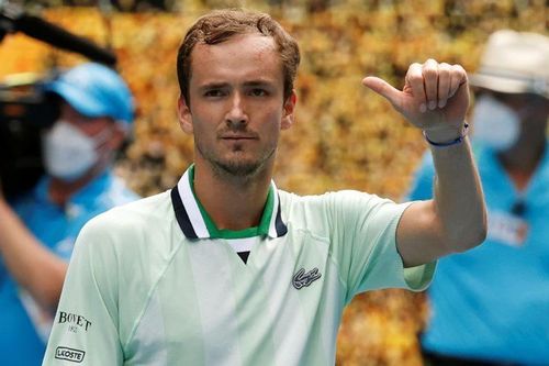 Daniil Medvedev ra quân thuận lợi ở Australian Open