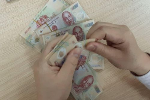 Mức thưởng Tết Âm lịch 2022 bình quân hơn 6,1 triệu đồng, giảm nhẹ so với năm 2021