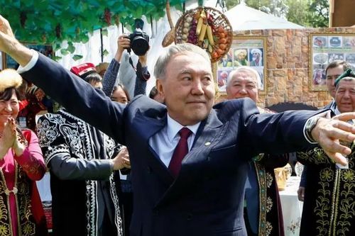 Kazakhstan: Ba con rể và cháu trai của cựu Tổng thống Nazarbayev liên tiếp bị mất chức