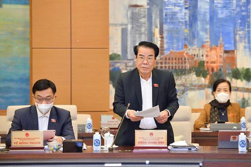 Cử tri đề nghị xử nghiêm hành vi 'thổi giá' bất động sản, 'bán chui' cổ phiếu