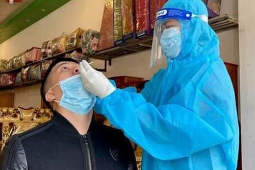 Người tiêm đủ mũi vaccine về Yên Bái ăn Tết không phải xuất trình giấy xét nghiệm