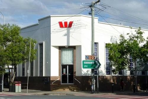 Chủ mưu vụ cướp ngân hàng lớn nhất Australia tự thú sau 44 năm?
