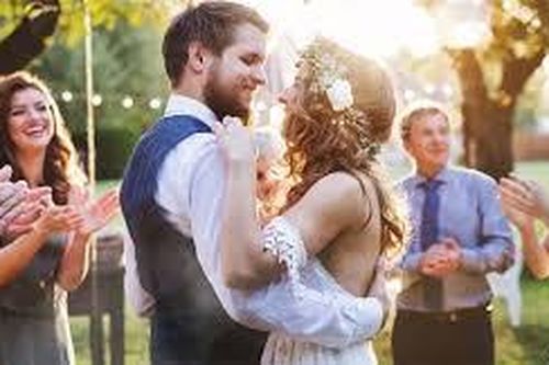 Khi yêu, 'quá' một chút sẽ thành dở