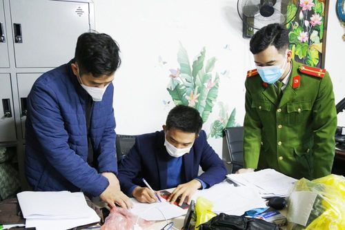 Hà Tĩnh: Bắt nhóm đối tượng lừa đảo hơn 5.000 người qua mạng